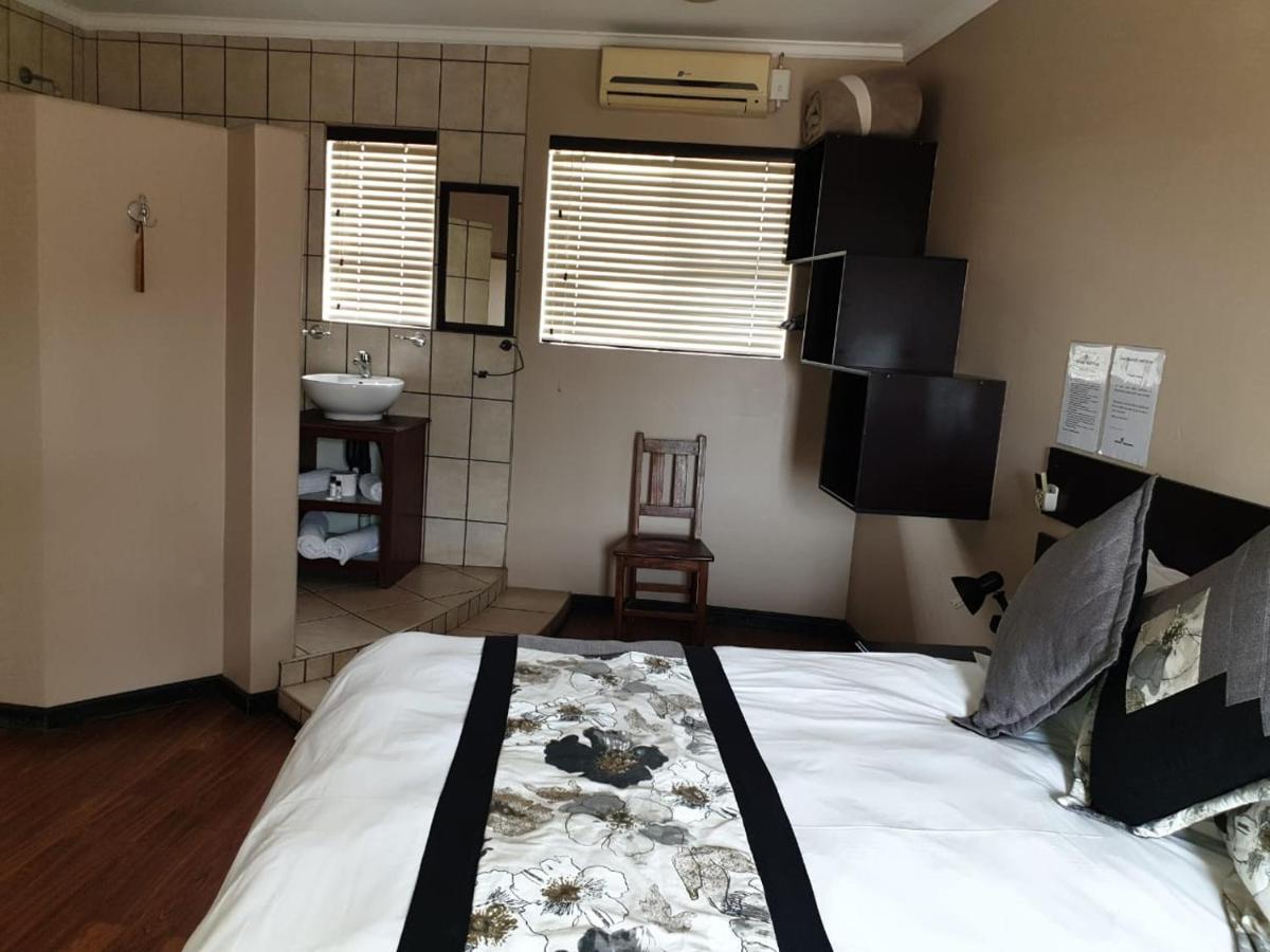 Tsessebe Guesthouse Блумфонтейн Экстерьер фото