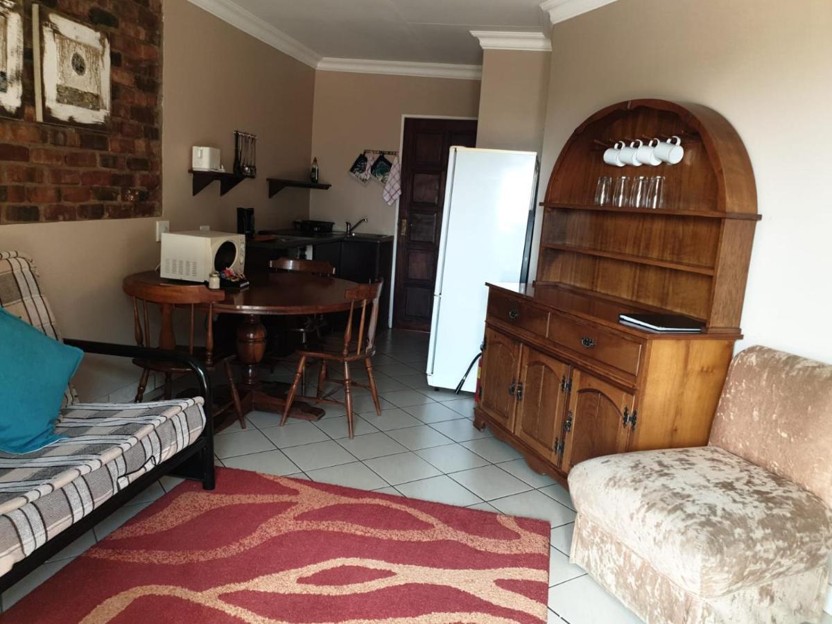 Tsessebe Guesthouse Блумфонтейн Экстерьер фото